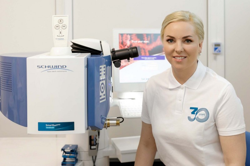 Akių mikrochirurugė Simona Stech