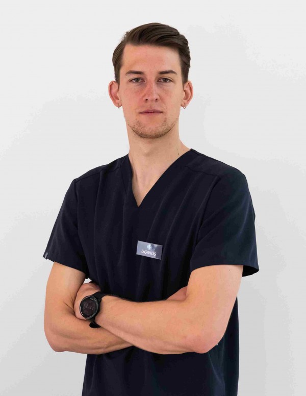 Medicinos diagnostikos ir gydymo centro kineziterapeutas Ugnius Vyšniauskas Medicinos diagnostikos ir gydymo centro kineziterapeutas